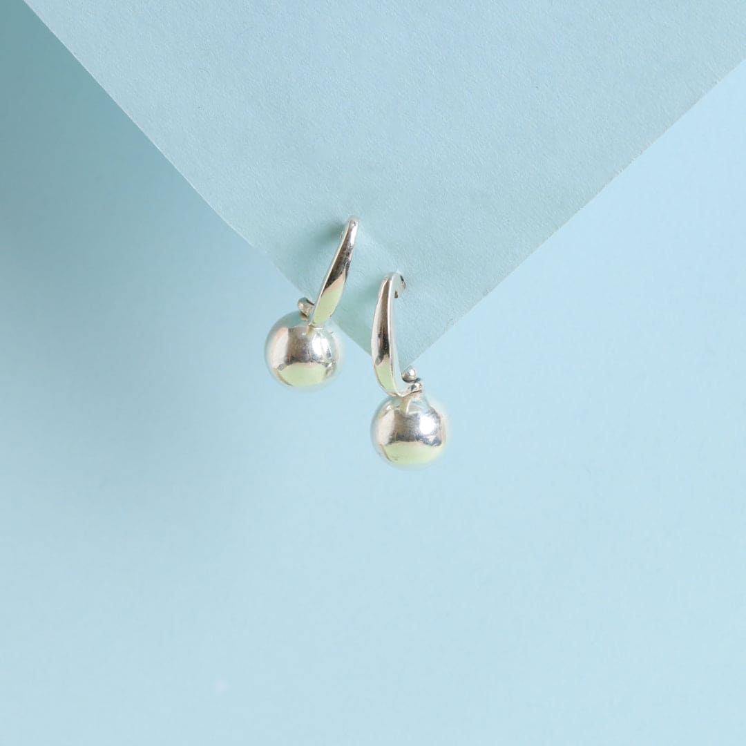 Simple Ball Earrings-1
