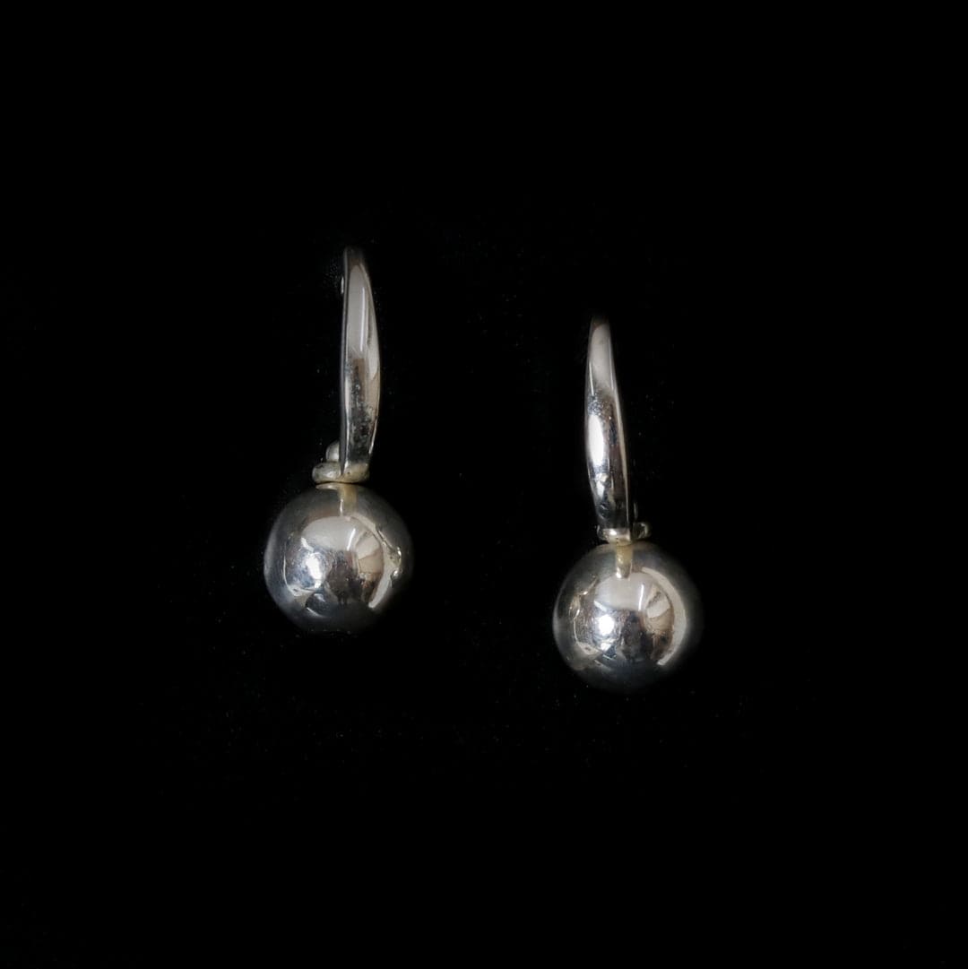 Simple Ball Earrings-2